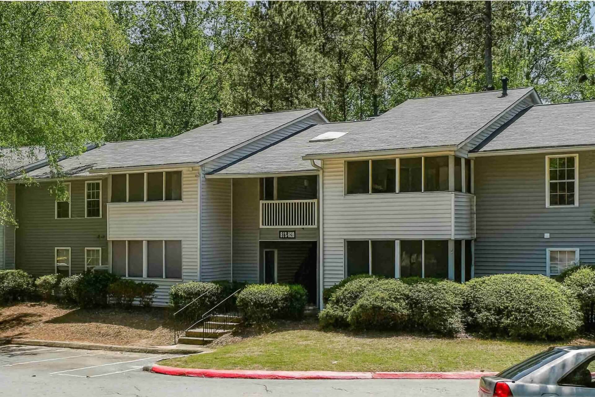 300 riverside apartments in austell ga exterior