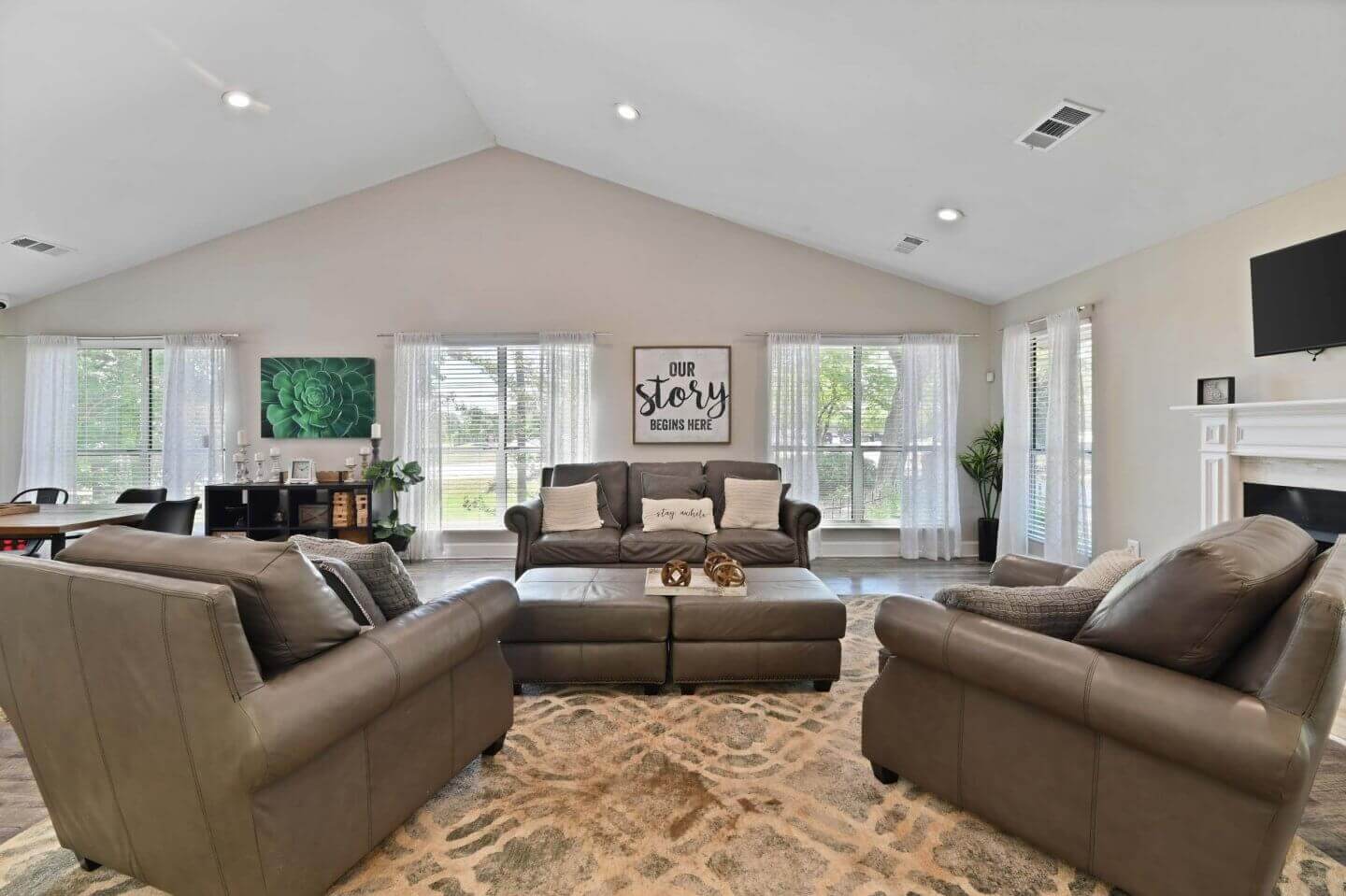 clubhouse 300 riverside apartments austell ga interior 1