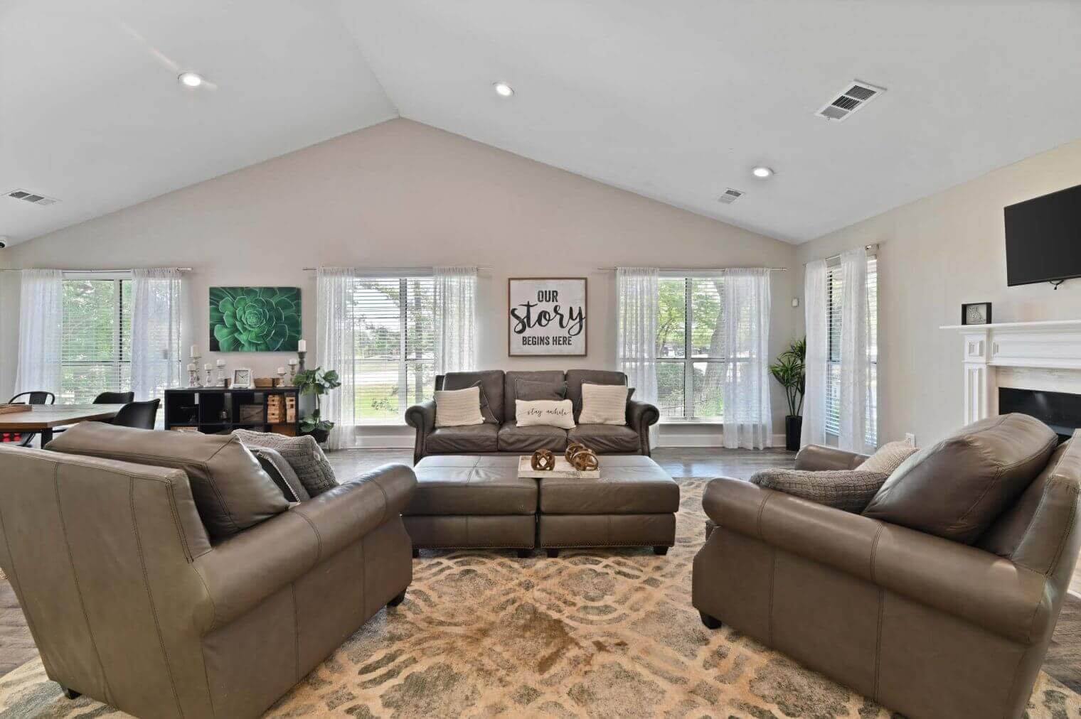 clubhouse 300 riverside apartments austell ga interior 1