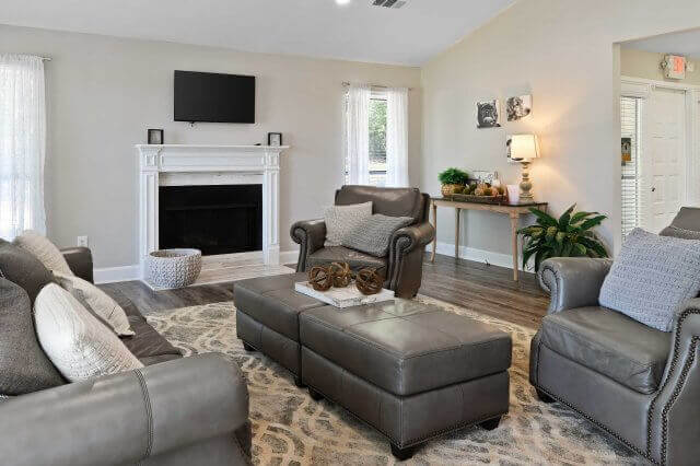 apartments in austell georgia interior clubhouse view - 300 5