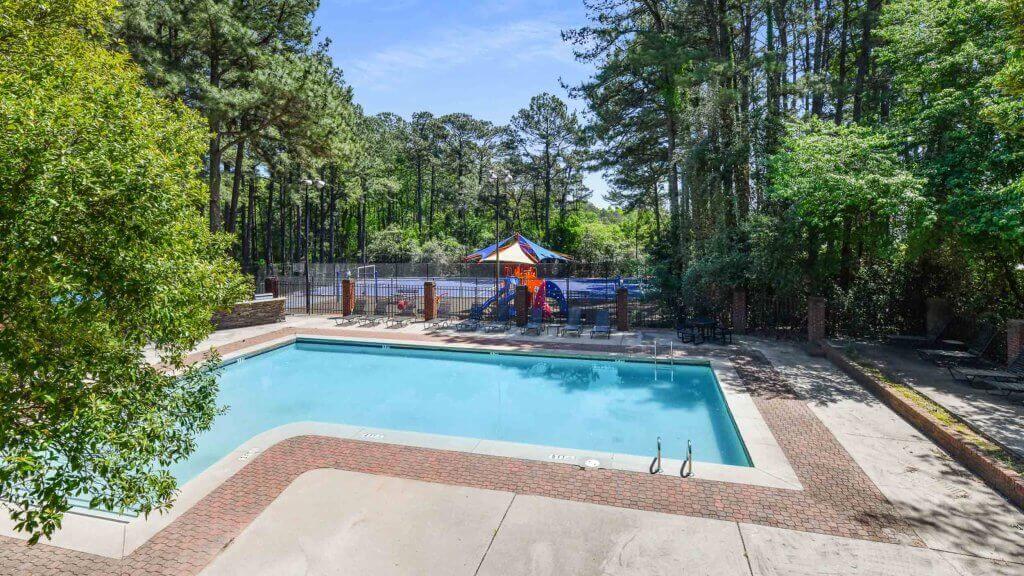exterior clubhouse, pool and court amenities 300 2