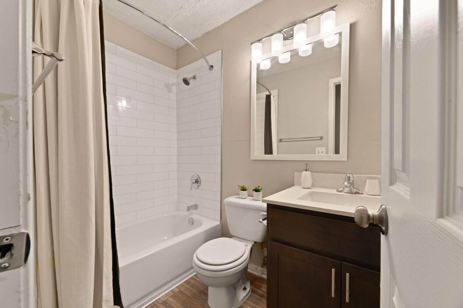 model 300 22 mirrored